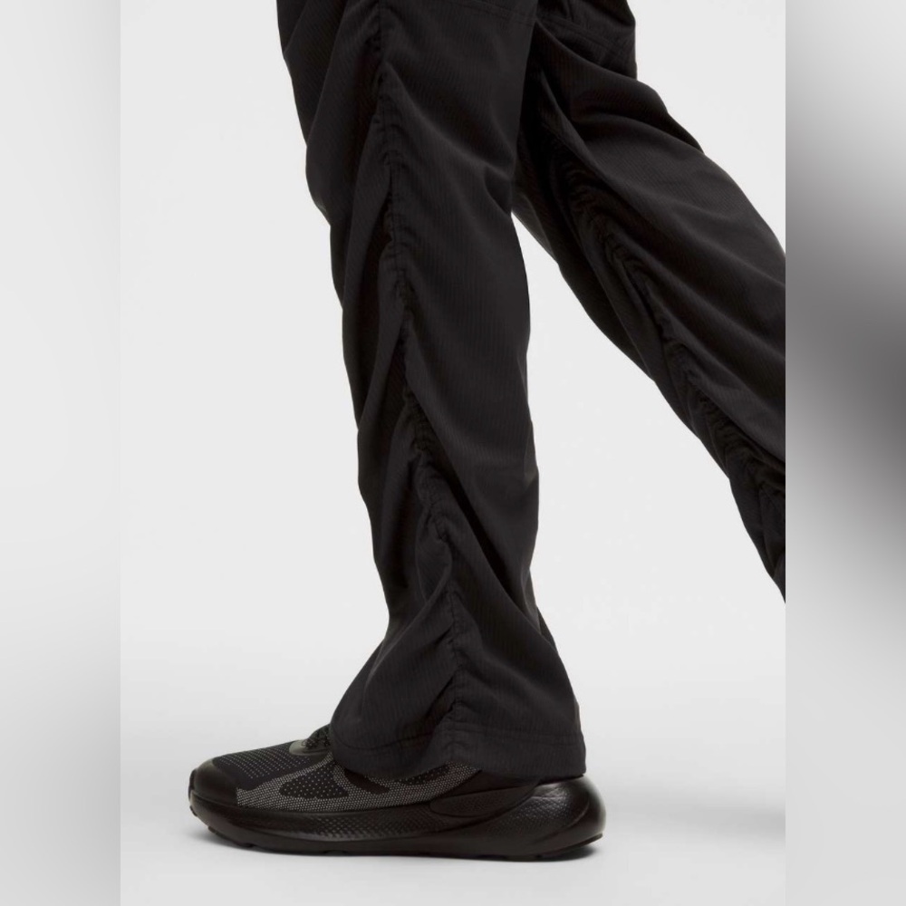 Lululemon NWT Dance Studio Slim Fit High Rise Flared Pants Black Size XS - Picture 9 of 9